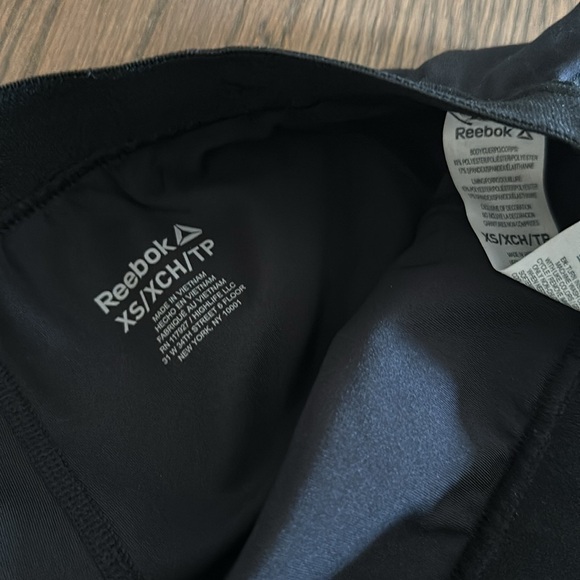 Reebox skort size Xs - Picture 3 of 4